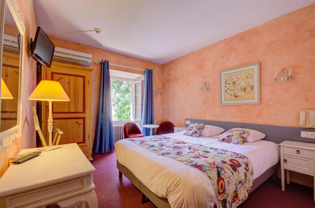 Saint Jean Hotel Orange (Vaucluse)